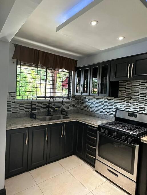 Appartamento The Jewel Kingston Esterno foto