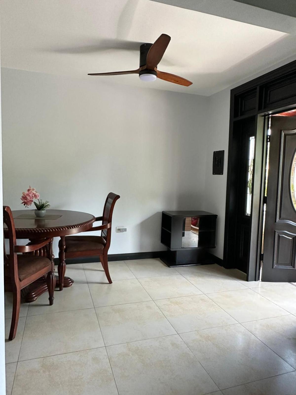 Appartamento The Jewel Kingston Esterno foto